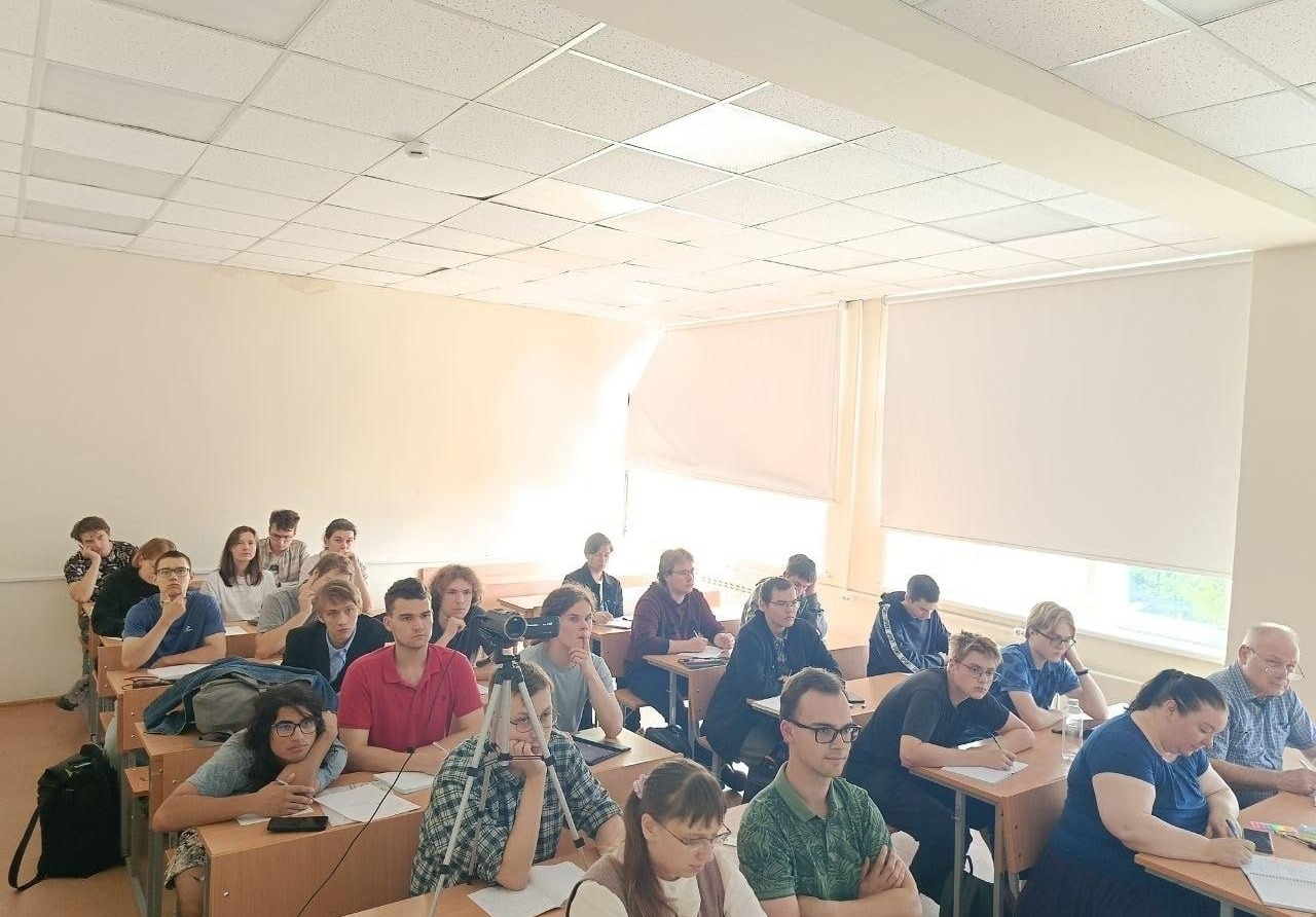 Математический интенсив по теории вероятностей, линейной алгебре и статистике